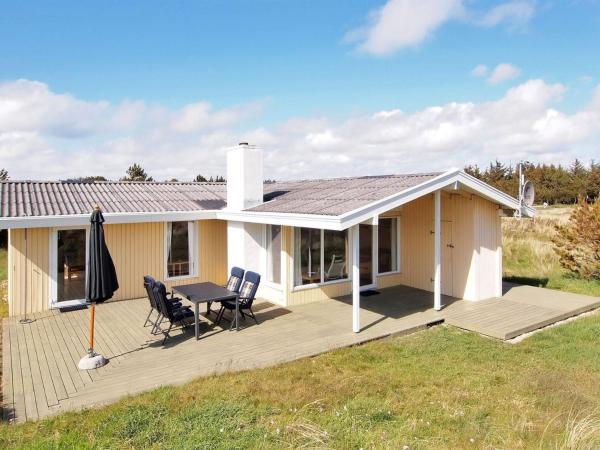 Na zdjęciu widoczny jest obiekt Holiday Home Steffen - 450m to the fjord by Interhome położony w mieście Bjerregård.