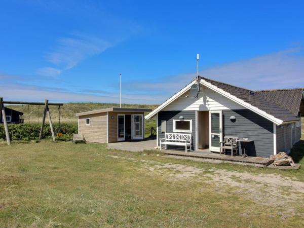 写真にはレムヴィー市にあるHoliday Home Egidia - 50m from the sea by Interhomeが写っています。