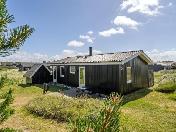 På billedet ses objektet Holiday Home Usko - 250m from the sea by Interhome beliggende i byen Torsted.