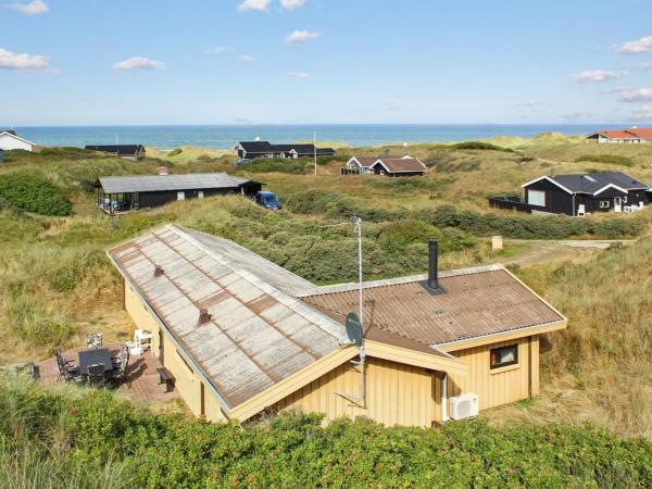A la foto es mostra l'objecte Holiday Home Riitta - 300m from the sea by Interhome situat a la ciutat de Løkken.