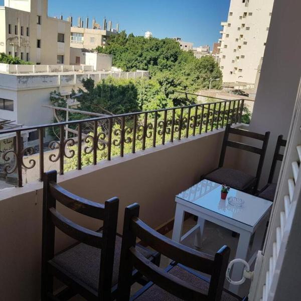 Na zdjęciu widoczny jest obiekt Sweet Home Hostel położony w mieście Hurghada.