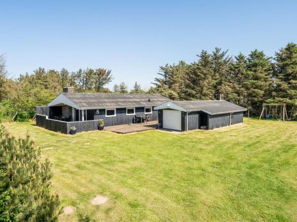 A la foto es mostra l'objecte Holiday Home Tonja - 300m from the sea by Interhome situat a la ciutat de Løkken.