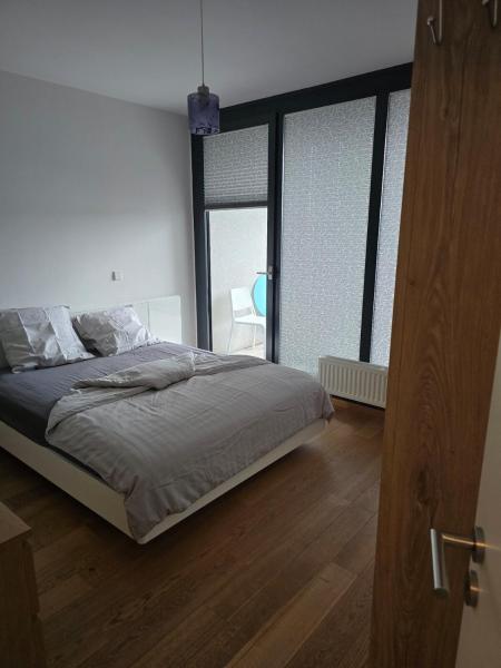 Foto 8: Bright, Modernized Apartment at Belval University