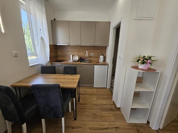 A la foto es mostra l'objecte Apartments LAURA Medjugorje situat a la ciutat de Bijakovići.