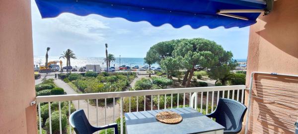 A la foto es mostra l'objecte Apartment with sea view situat a la ciutat de Fréjus.