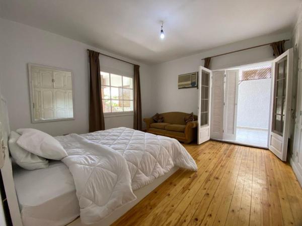 På billedet ses objektet Villa Maadi 35 -R 101- Terrace View Room beliggende i byen Kairo.