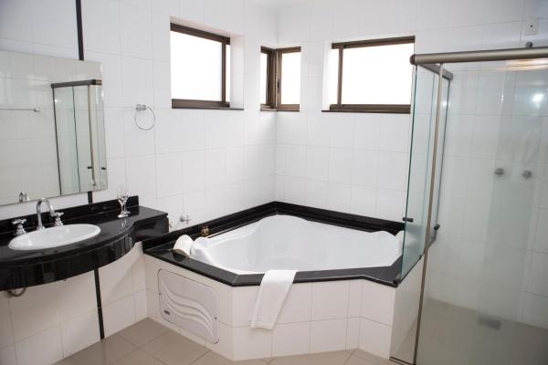 Auf dem Foto ist das Objekt Hotel Ouro Lavras in der Stadt Perdões zu sehen.