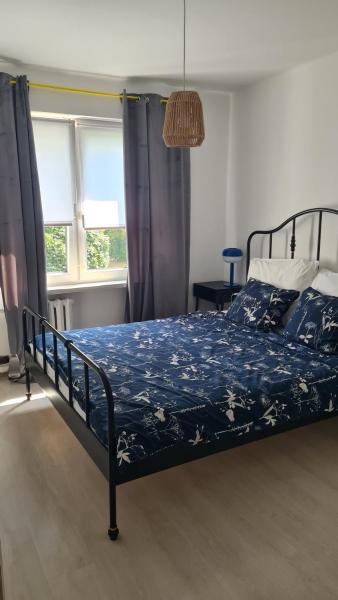 Na fotografii je vidět objekt Dwupokojowe przytulne mieszkanie Cozy Dabrowa nacházející se ve městě Laski.
