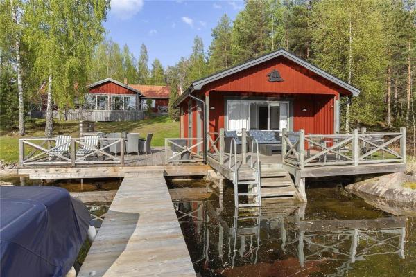 På bilden syns objektet OGO368-Boxholm-Tingkullanaes-6 som ligger i staden Våkthult.