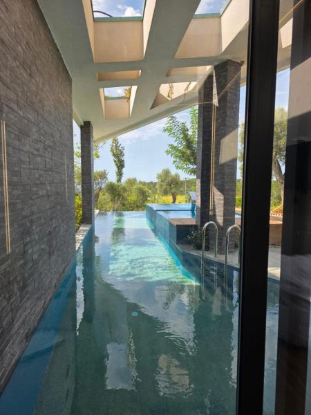 På bilden syns objektet Cape of Rodon Resort, Green Village som ligger i staden Durrës.