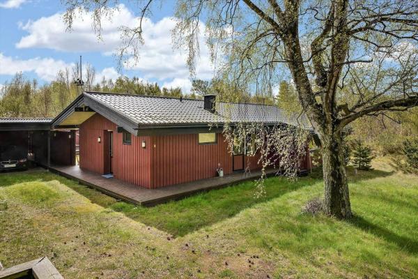 Na zdjęciu widoczny jest obiekt SKA627-Bastad-Tylevaegen-2 położony w mieście Grevie.