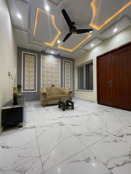 På billedet ses objektet Home in Multan beliggende i byen Multan.