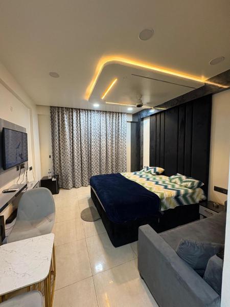 På billedet ses objektet Stayzy Suites beliggende i byen Lucknow.