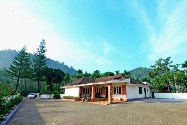 A la foto es mostra l'objecte Balur Homestay situat a la ciutat de Chikmagalur.
