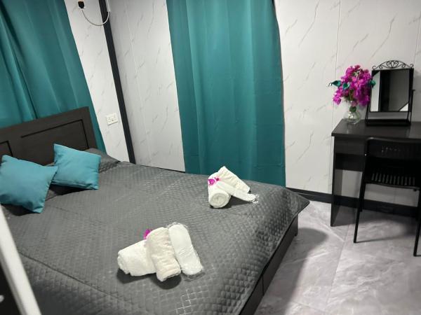 Na fotografii je vidět objekt Krisanto Grey nacházející se ve městě Prodhromi.