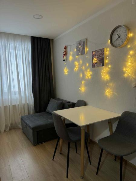 Op de foto is het object Orbi Palace, Orbi Delux apartment 109 te zien, gelegen in de stad Bakoerjani.