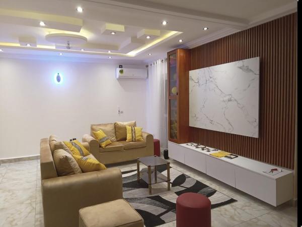 Nella foto è visibile l'oggetto Residence Julie situato nella città di Douala.