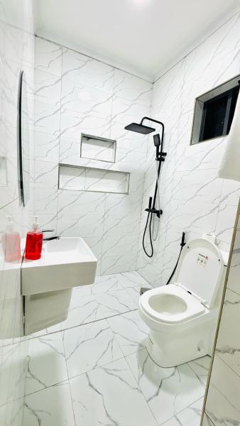 På billedet ses objektet arusha apartment agency beliggende i byen Arusha.