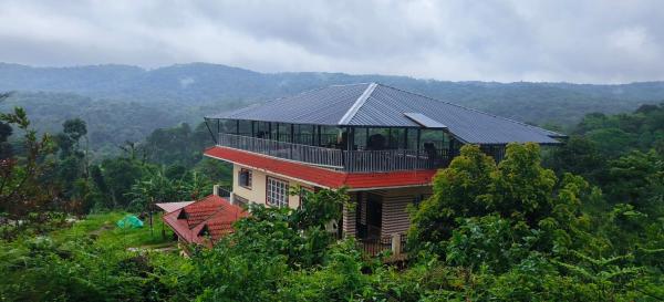 Nella foto è visibile l'oggetto Nisarga Coorg Home Stay situato nella città di Somvārpet.