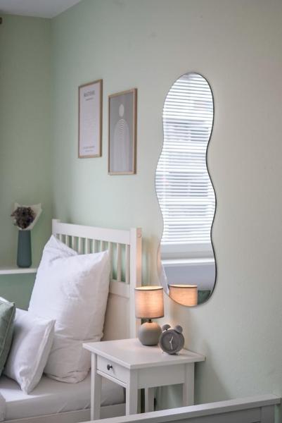 A la foto es mostra l'objecte Comfortable & central 3-room-apartment in Hannover l Self-Check-in I Parking, Elevator & Balkony situat a la ciutat de Hannover.