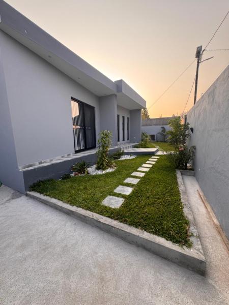 Na zdjęciu widoczny jest obiekt Jardim LS położony w mieście Dondo.