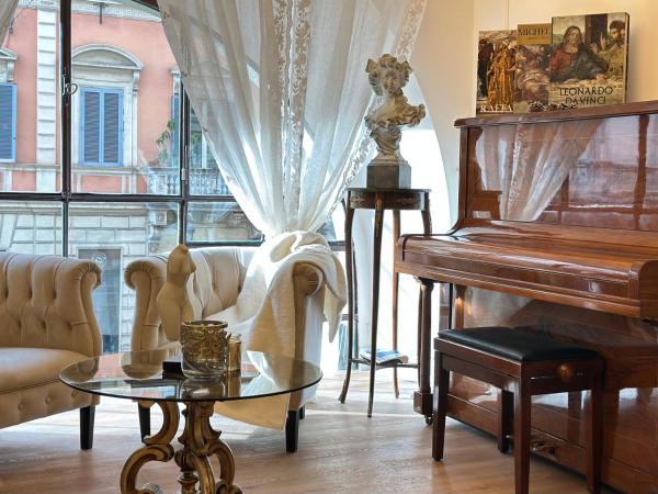 Trevi Fountain Elegant Suites - Roma