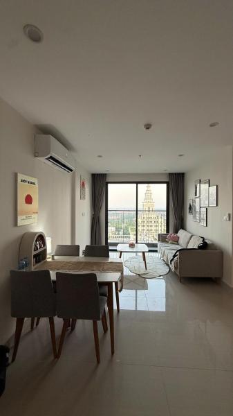 写真にはThuận Tốn市にあるMoon Homestay 1816が写っています。