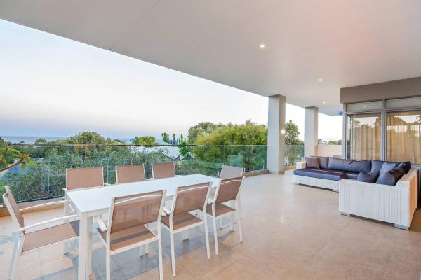 Na foto é possível ver o objeto La Vacanza - Luxe Spacious Home with Ocean Views localizado na cidade de Dunsborough.