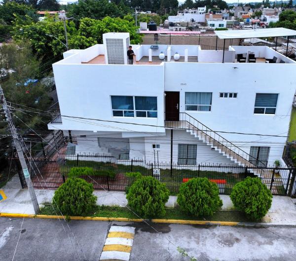 Kuva 5: Nice, comfortable and conveniently located