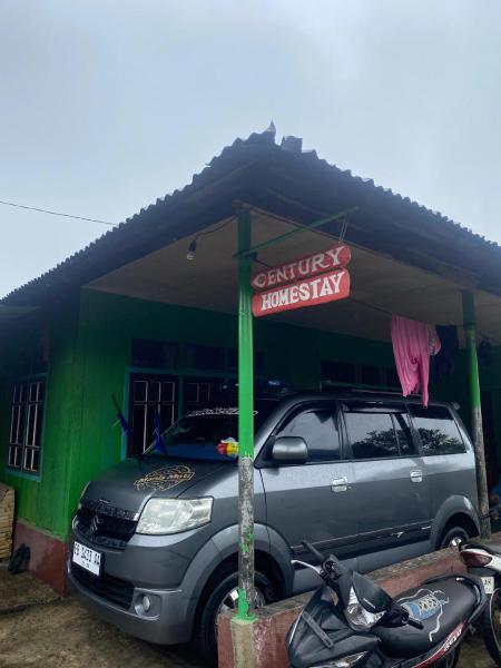 写真にはエンデ市にあるHomestay Century Moni Waturakaが写っています。