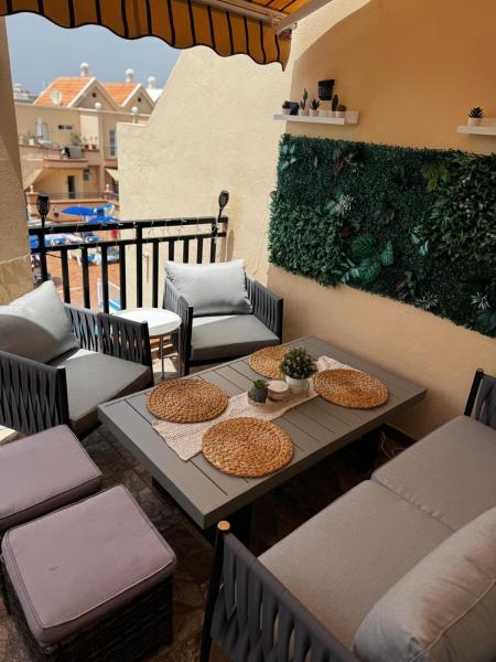 Nella foto è visibile l'oggetto Casa Crown Maisonette Apartment Playa Fanabe situato nella città di Adeje.