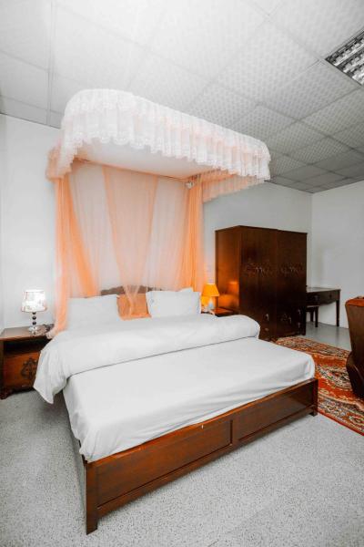 Op de foto is het object Mbeya Forest Hill Motel te zien, gelegen in de stad Kiwira.