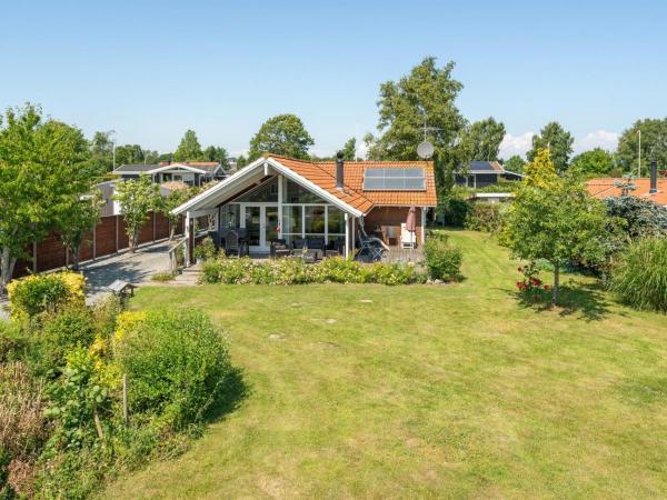 Na foto é possível ver o objeto Holiday Home Kaike - 100m from the sea by Interhome localizado na cidade de Haderslev.