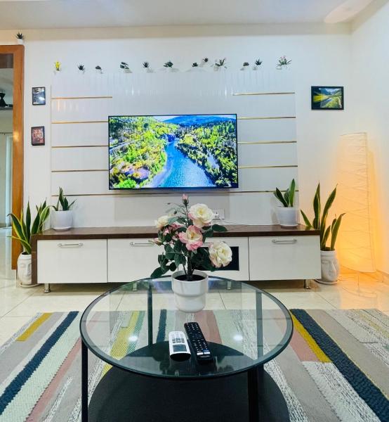 Na zdjęciu widoczny jest obiekt SMS properties położony w mieście Gundipet.