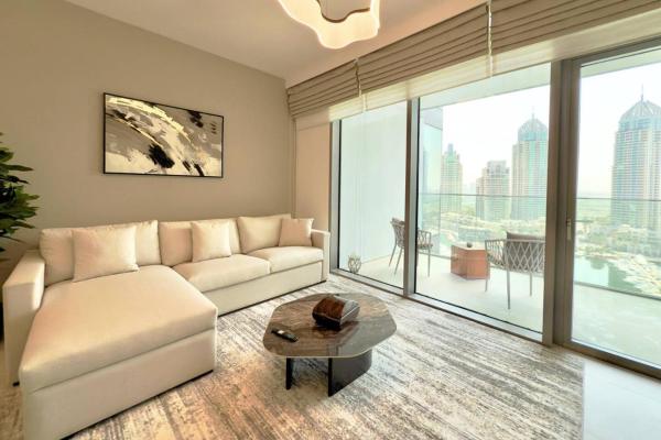 Auf dem Foto ist das Objekt Luxury 1-Bedroom Apartment with Full Marina View in der Stadt Dubai zu sehen.