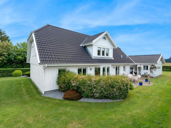 Na zdjęciu widoczny jest obiekt Holiday Home Brimi - 300m from the sea by Interhome położony w mieście Nakskov.