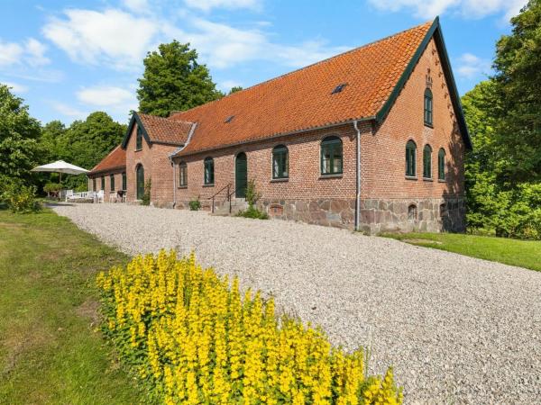 A la foto es mostra l'objecte Holiday Home Brun - 1-5km from the sea by Interhome situat a la ciutat de Østerhuse.