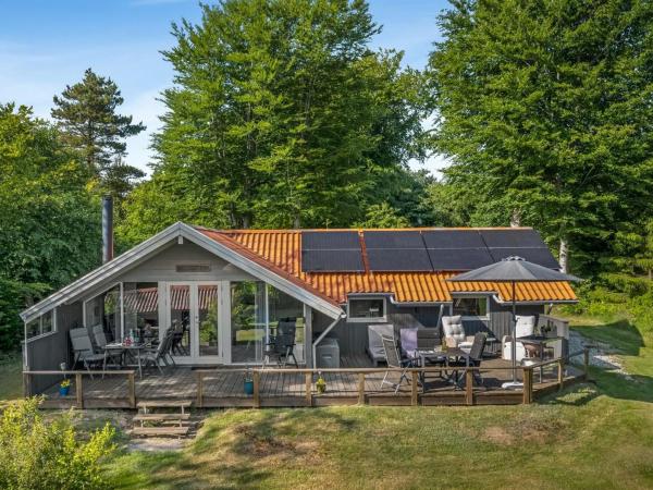 En la foto se muestra el objeto Holiday Home Tecla - 12km from the sea by Interhome ubicado en la ciudad de Oksbøl.