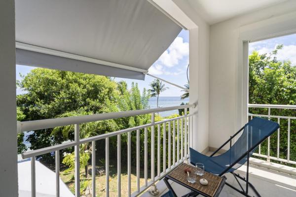 A la foto es mostra l'objecte Appartement Mer Azur situat a la ciutat de Le Robert.