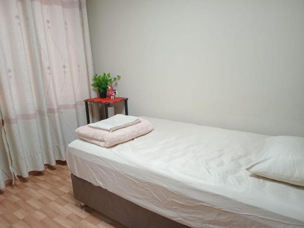 A la foto es mostra l'objecte Habitación Estandar con baño privado en Monterrico Sur situat a la ciutat de Lima.