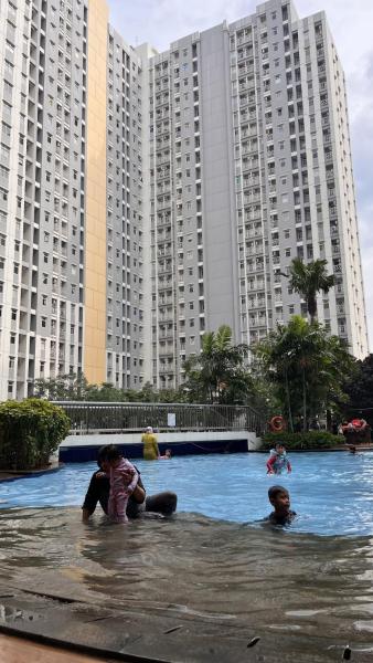 Kuvassa näkyy kohde A Simple stay at SpringLake Apartment, Summarecon, Bekasi, joka sijaitsee kaupungissa Rawabugel.