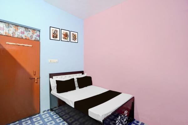 Na fotografii je vidět objekt Hotel O Jannat Galaxy nacházející se ve městě Manwān.