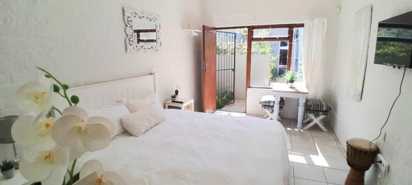 På billedet ses objektet Fish Hoek Getaway beliggende i byen Fish Hoek.