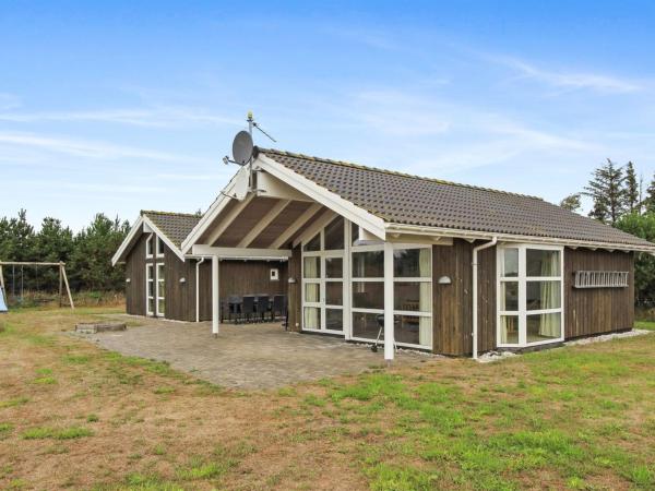 På billedet ses objektet Holiday Home Calina - 300m from the sea by Interhome beliggende i byen Sæby.