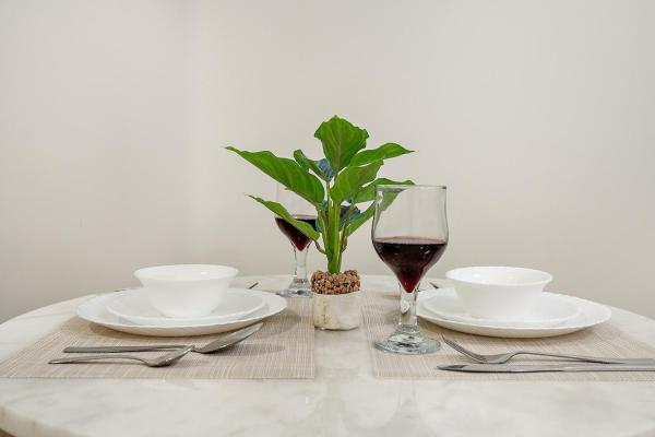Billede 4: Chic Studio in Dubai with Pool View Retreat Near Business Bay & Jumeirah Beach