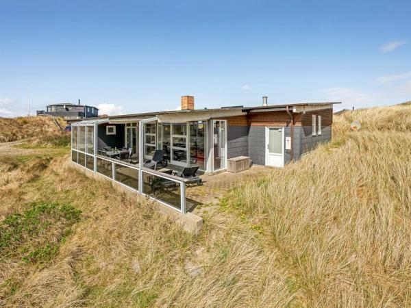 Na fotografii je vidět objekt Holiday Home Emelin - 475m from the sea by Interhome nacházející se ve městě Ringkobing.
