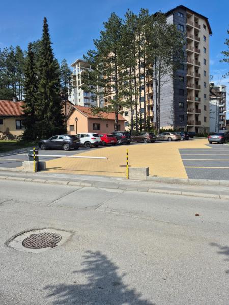 Nella foto è visibile l'oggetto Vila Leonardo 7 situato nella città di Čajetina.
