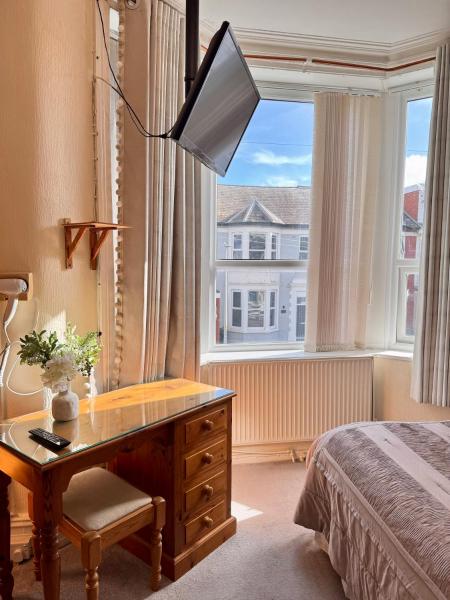 På billedet ses objektet Kendal Hotel beliggende i byen Blackpool.