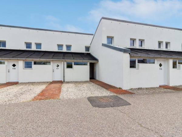 Na fotografii je vidět objekt Apartment Laris - 150m from the sea by Interhome nacházející se ve městě Brovst.