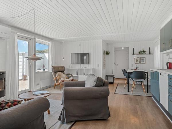 写真にはPandrup市にあるHoliday Home Ingomar - 300m from the sea by Interhomeが写っています。